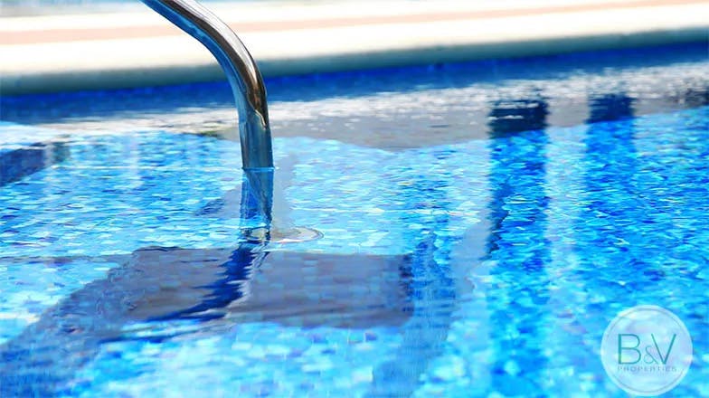 villa-minerva-1-cozumel-for-rent-pool-blue