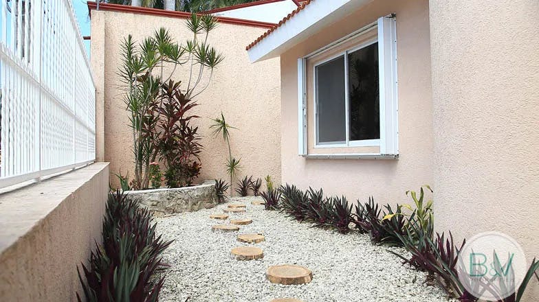 casa-arena-bv-properties-cozumel-front-yard
